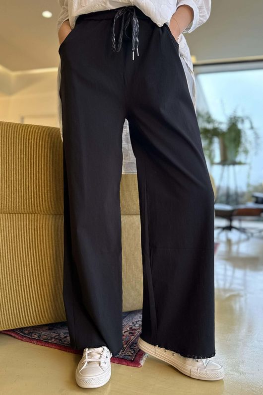 Luxury Raw Kick Magic Trouser Black